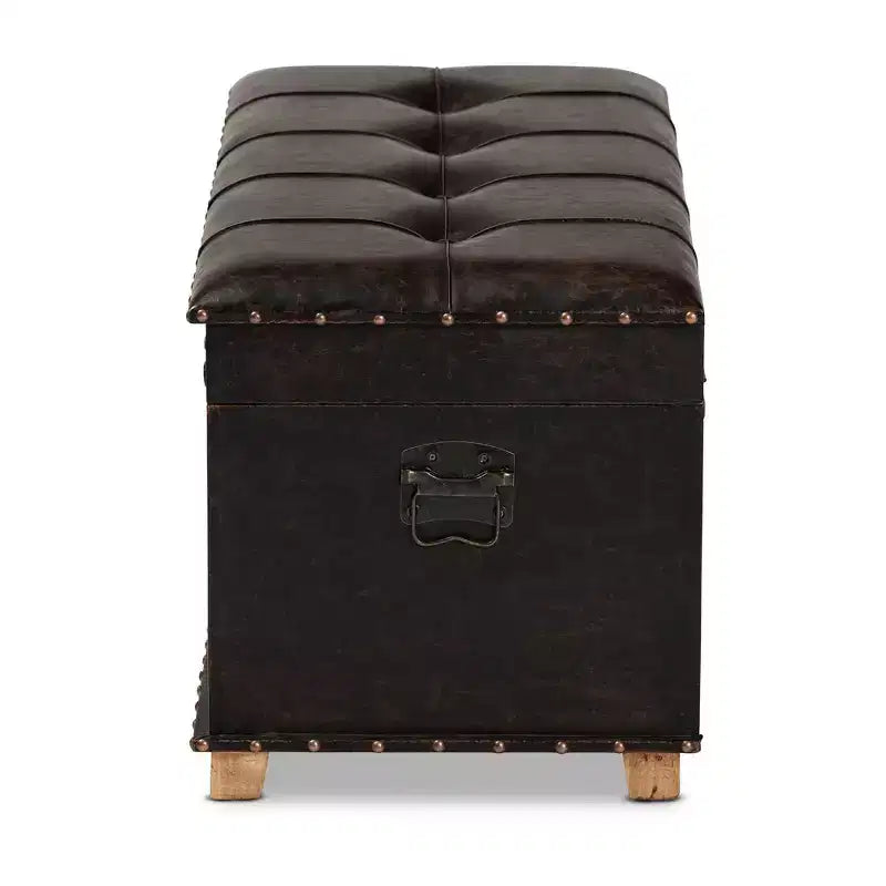 Poggiapiedi contenitore trapuntato in similpelle marrone scuro con gambe in rovere, 1 posto