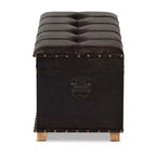 Poggiapiedi contenitore trapuntato in similpelle marrone scuro con gambe in rovere, 1 posto